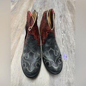 Sterling River Cowgirl boots closed toe mix tones size 8.5 zip up NWT